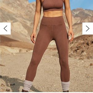 NWOT Fp movement leggings chocolate xs/s